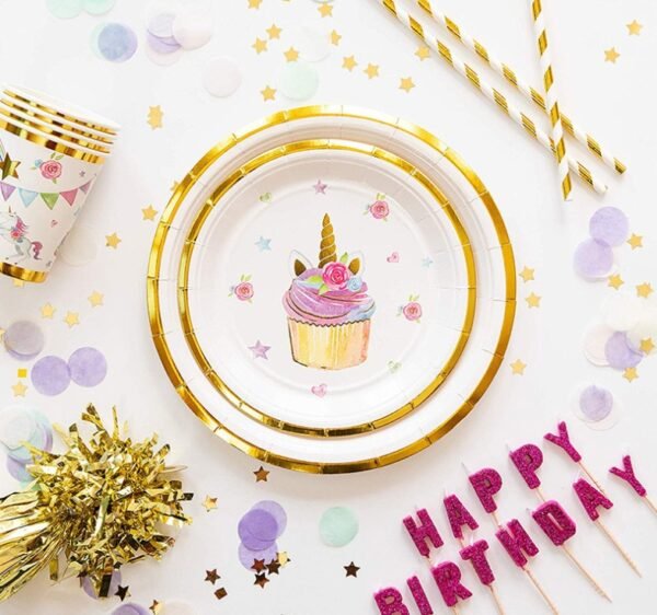 Unicorn Party Supplies Set - Image 3