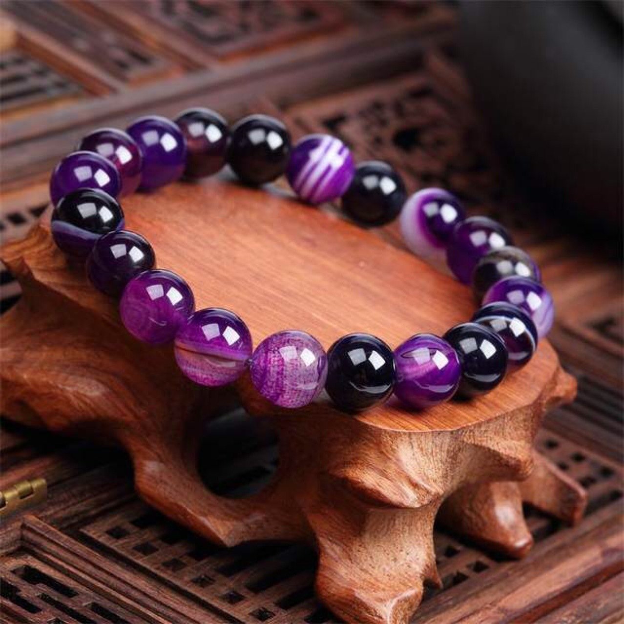 Elegant Violet Natural Stone Bracelet for Women - Image 2