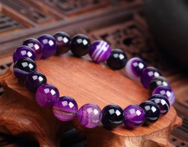 Elegant Violet Natural Stone Bracelet for Women - Image 7