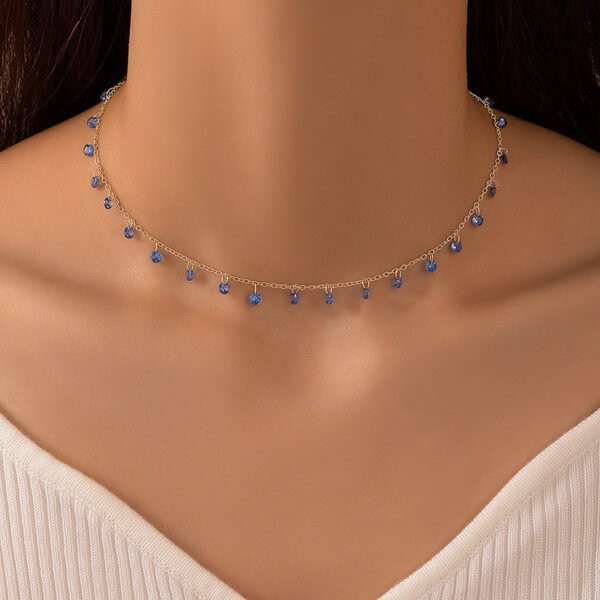 Women's Retro Elegant Irregular Pendants Necklace - Image 3