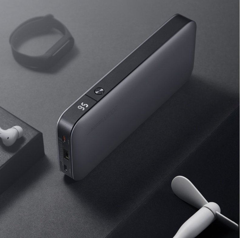 PD Quick Charge Mobile Power Supply - Image 4