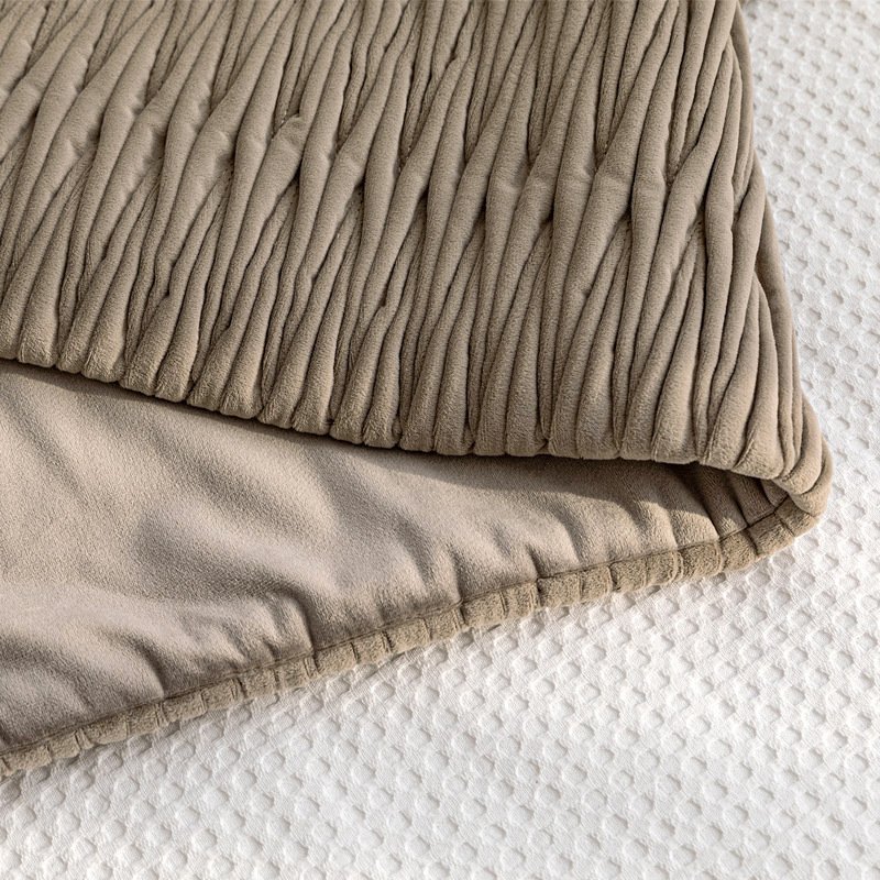 Modern Minimalist Model Room Bed Runner Bed Pillow - Image 9