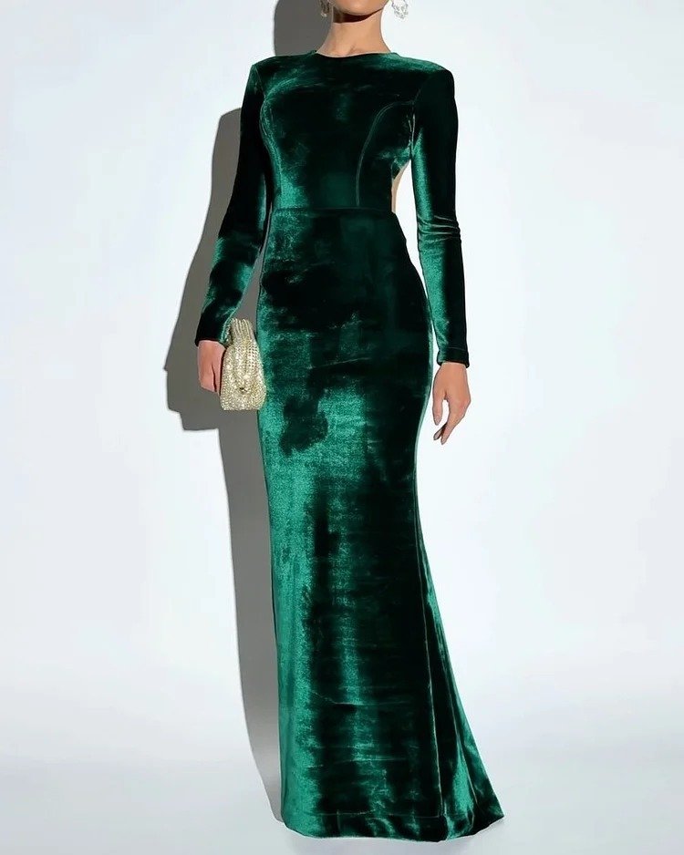 Women's Round Neck Velvet Long Sleeve Hollow Back Solid Color Dress - Image 4