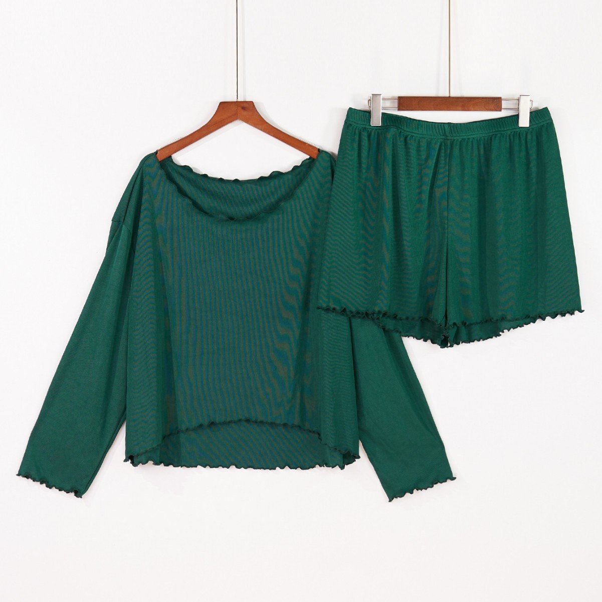 Plus Size Pajamas Women's Long Sleeve Top Shorts - Image 3