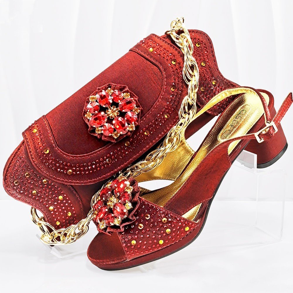 Evening Party With Rhinestone Pointed Toe Shoes Hand Bag Suit - Image 7