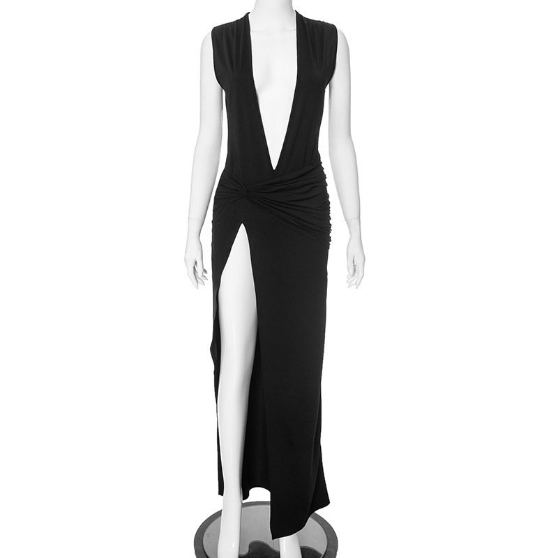 Solid Color Ultra Low Bosom Sexy Sleeveless Split Dress - Image 3