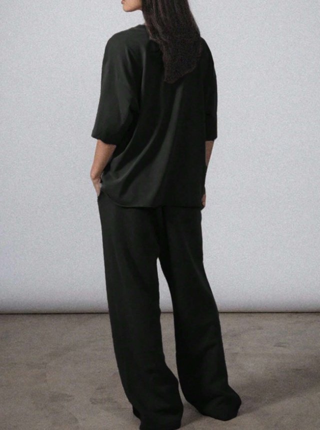 2pcs Women Solid Color Crew Neck Short Sleeve Top And Long Pants Casual Outfit - Image 5