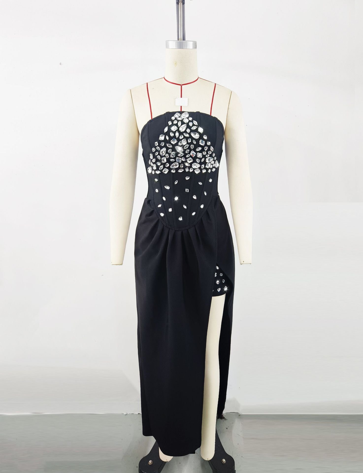 European And American Style Diamond Evening Dress - Image 3