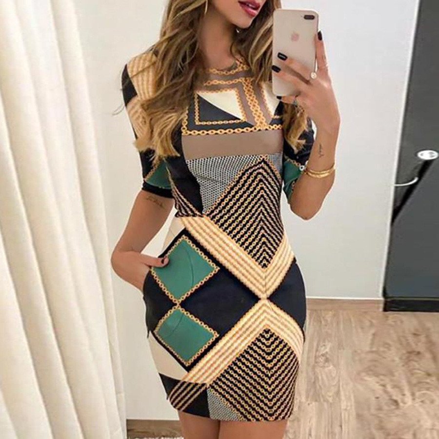 Fashionable Women's Slim Printed Short Sleeve Dress - Image 4